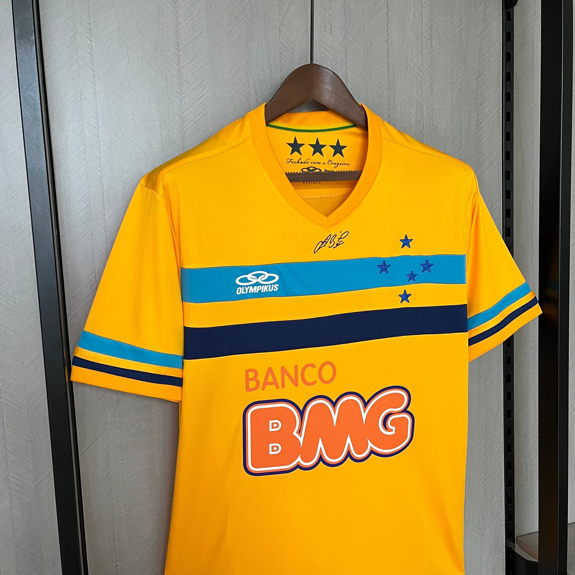 Cruzeiro 14/15 Goalkeeper Jersey - Retro Version