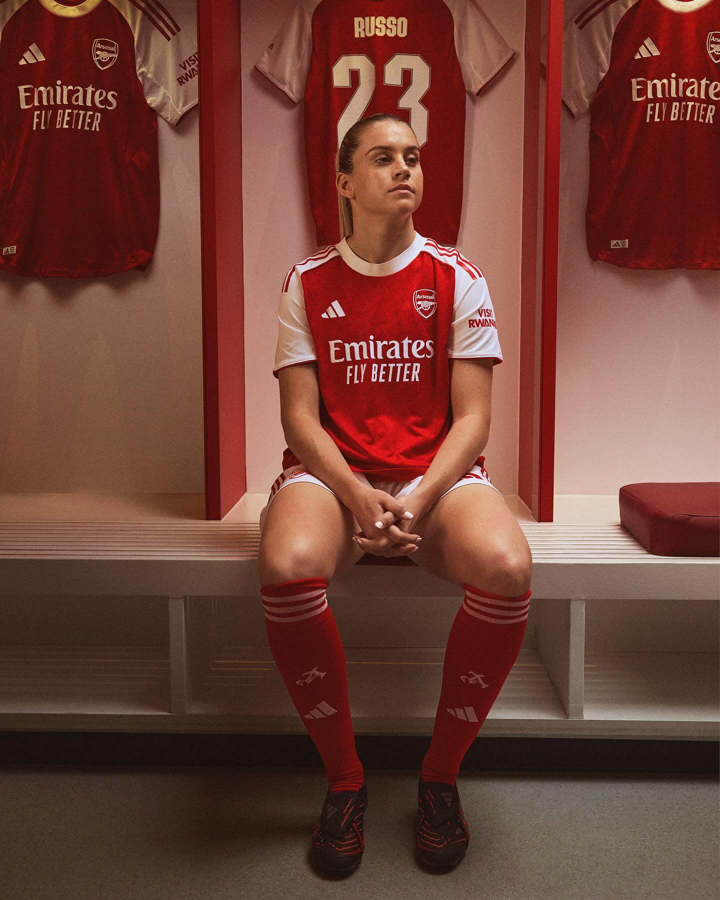 Arsenal Home Jersey 2025/26 - Gyökeres 