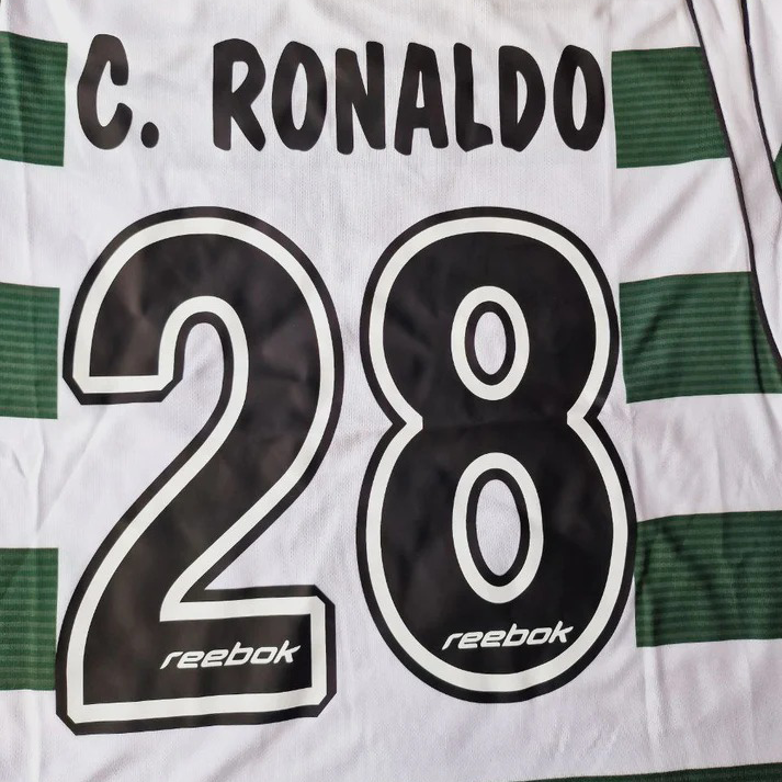 Sporting Long Sleeve Retro Shirt 2001/03 - Exclusive Model!