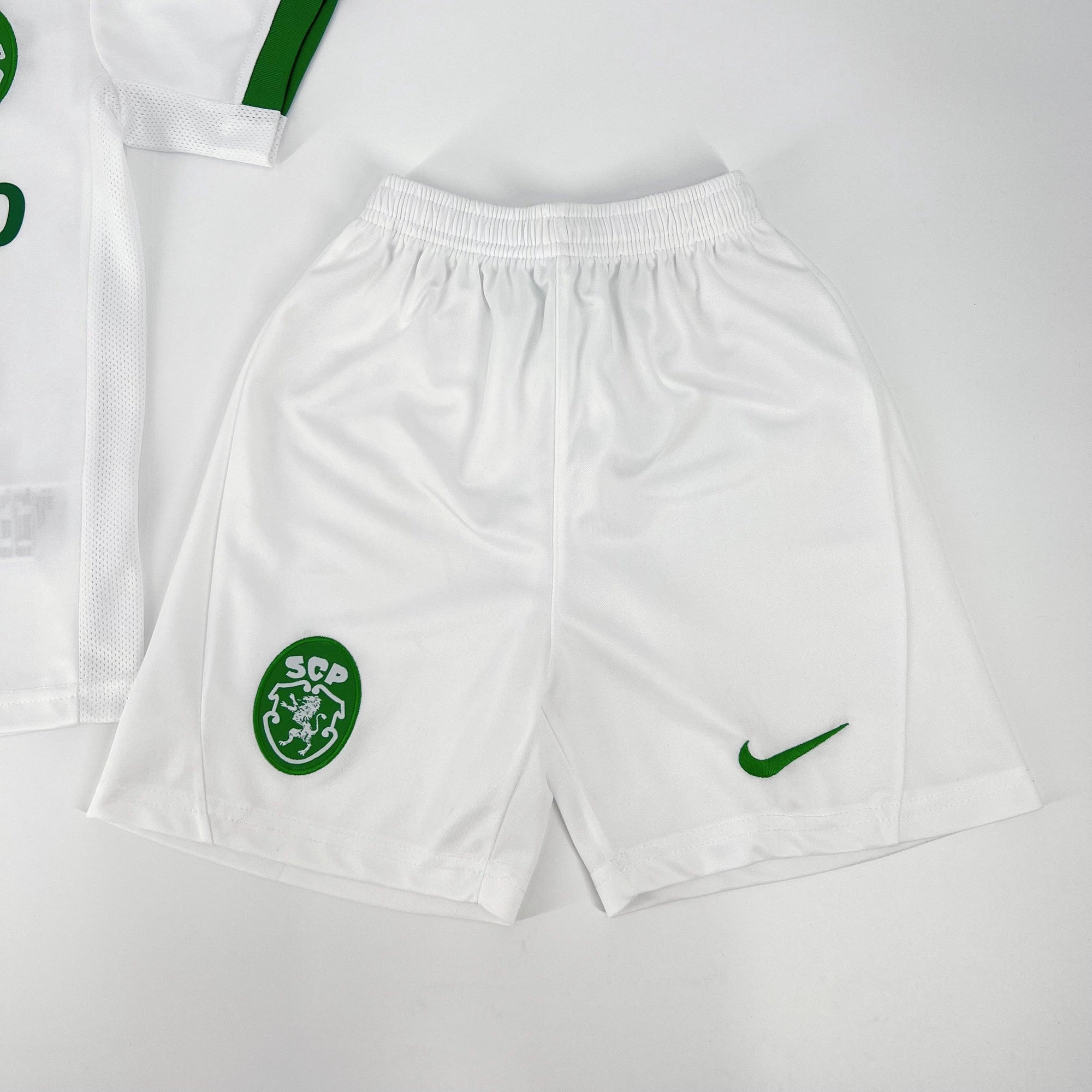 Sporting Away Kids Kit 2024/25 - Last Few Units! 🔥💚