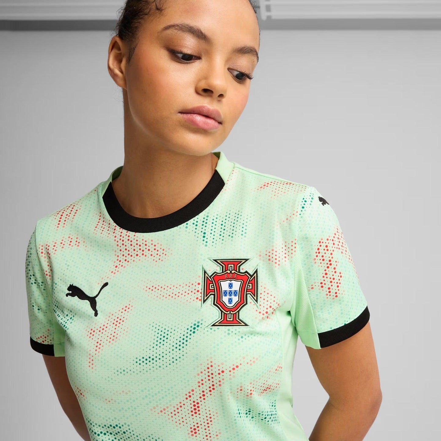 Portugal Women's Away Shirt 2025/26 - Nations League