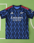 Arsenal Away Jersey 2025/26 - Gyökeres 