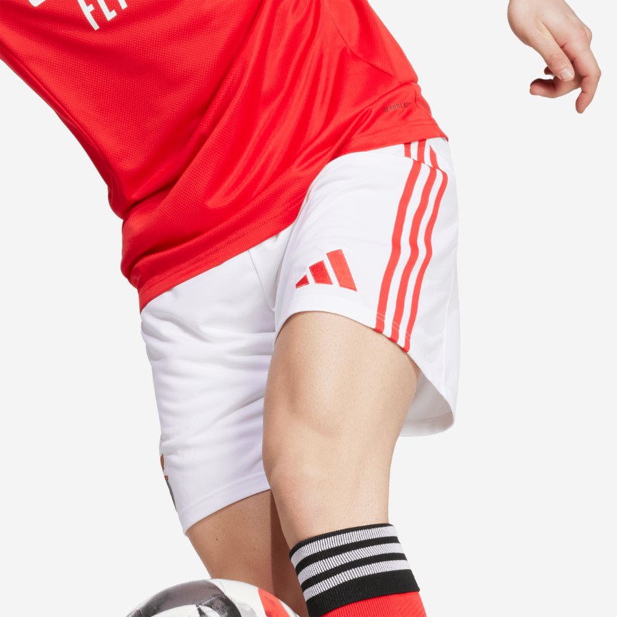 Benfica Home Shorts 2025/26 - Last Few Units! 🔥🦅
